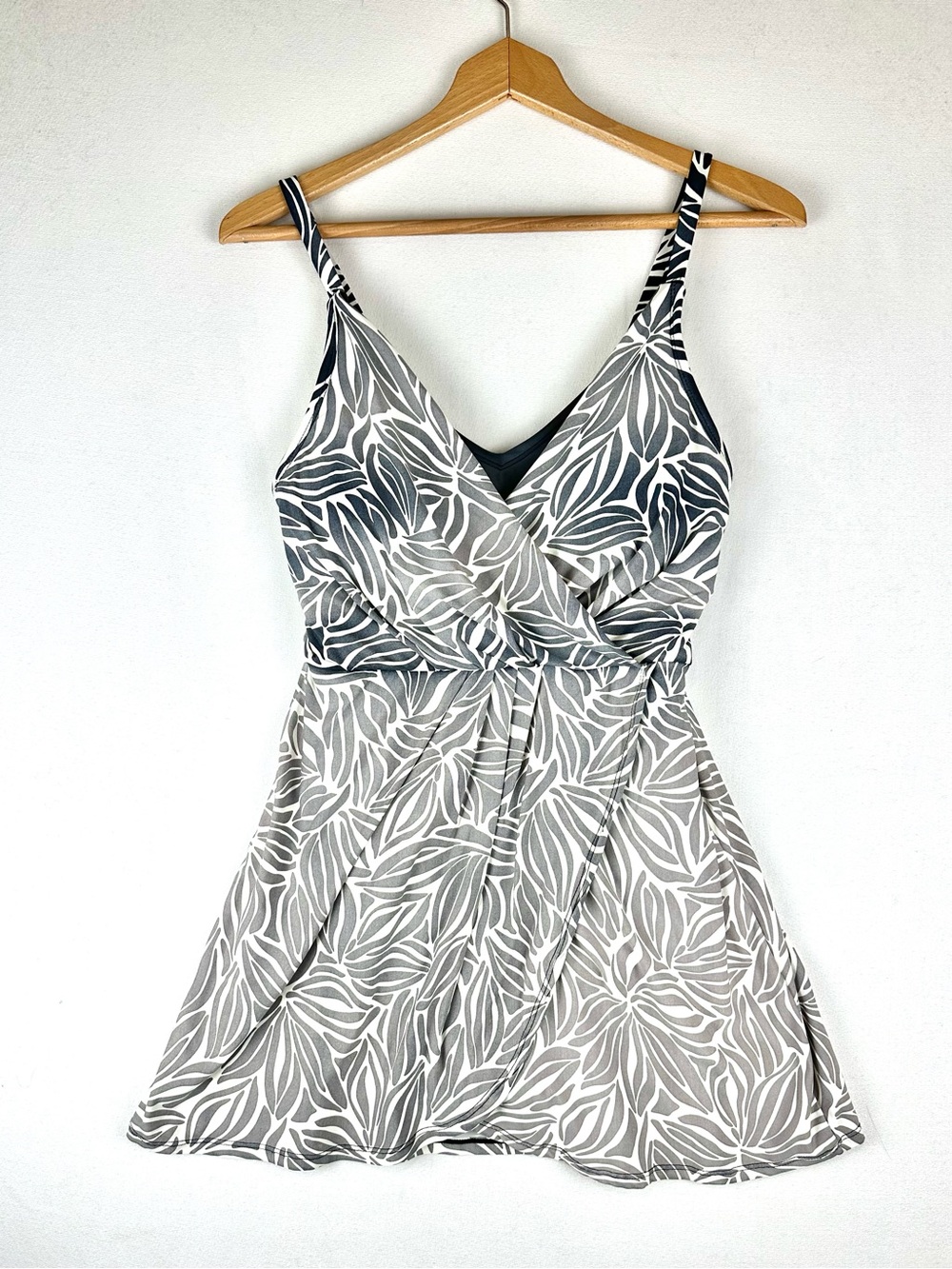 Lands End Surplus 1Pc Skirted Swimsuit Wrap Beach Resort Pool Vacation